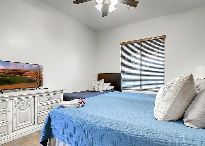 Custom 2 Acres True Indoor-outdoor Living *